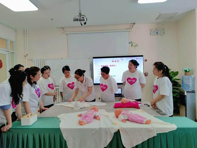 gt;企业推荐>随着生育政策优化与家庭消费观念升级,母婴家政服务已